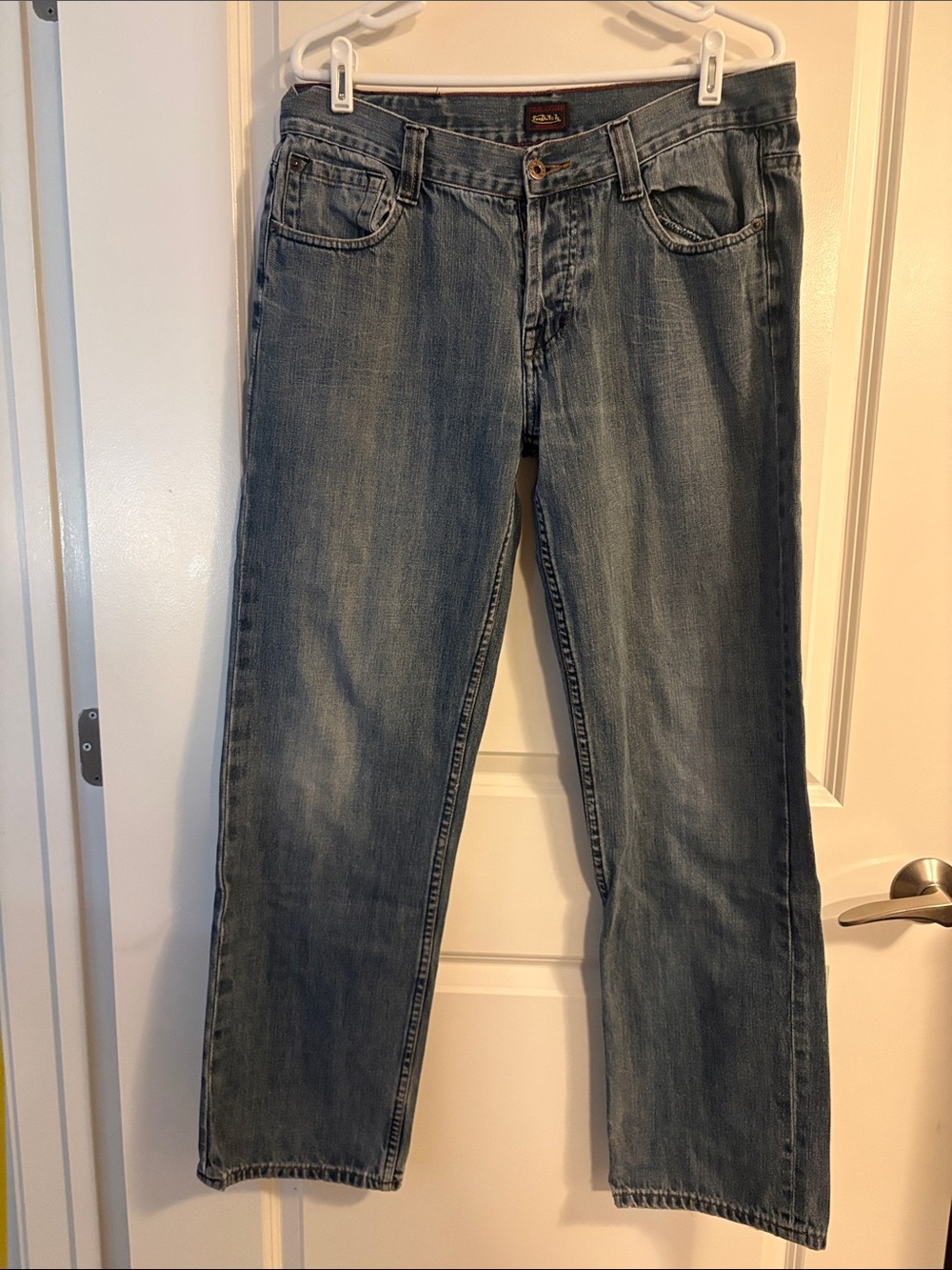 Von Dutch Men's Straight Jeans in Medium Blue Wash - Accepting Offers!